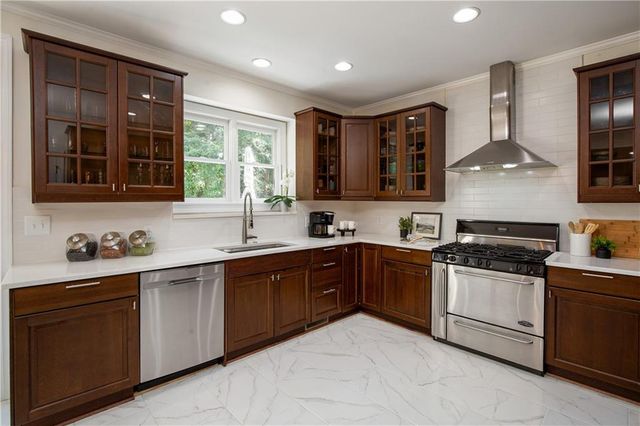 870 Southfield Lane, Alpharetta, GA 30004