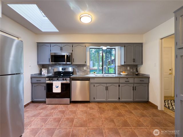 29 G Sound Place, Hat Island, WA 98206