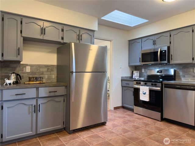 29 G Sound Place, Hat Island, WA 98206