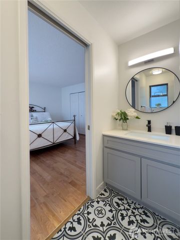 29 G Sound Place, Hat Island, WA 98206