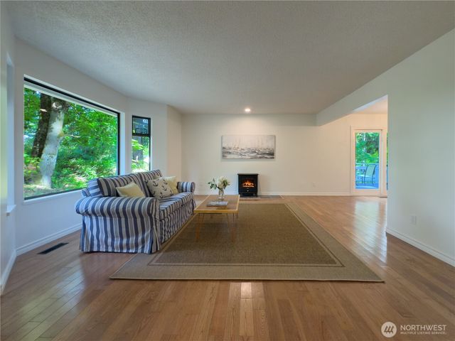 29 G Sound Place, Hat Island, WA 98206