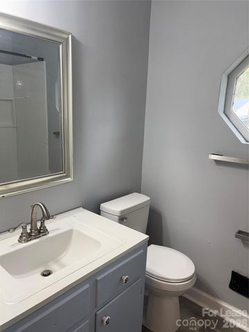 6225 Branch Hill Circle, Charlotte, NC 28213