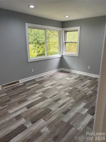 6225 Branch Hill Circle, Charlotte, NC 28213