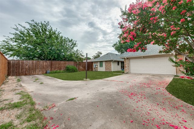 3001 Saddlehead Drive, Plano, TX 75075