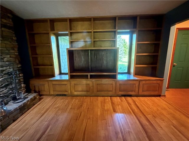 3656 Erhart Road, Litchfield, OH 44253