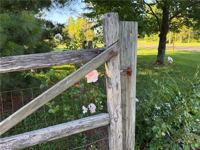 3656 Erhart Road, Litchfield, OH 44253