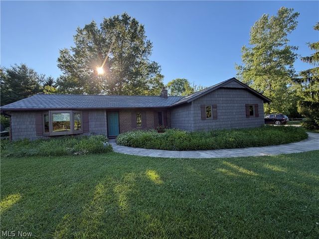 3656 Erhart Road, Litchfield, OH 44253
