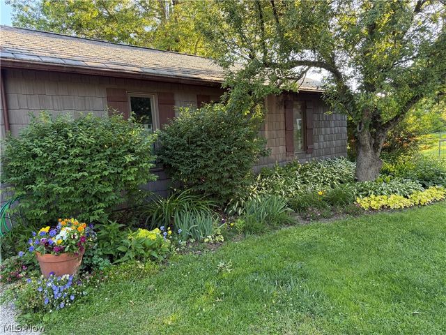3656 Erhart Road, Litchfield, OH 44253