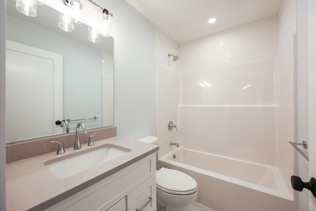 58 Baltic St 58, Attleboro, MA 02703