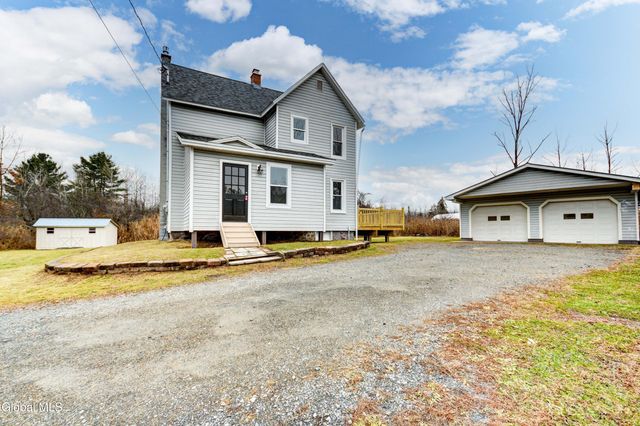 10 Hallenbeck Street, Mayfield, NY 12117