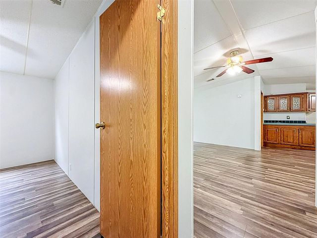 1819 SINCLAIR HILLS ROAD, Lutz, FL 33549