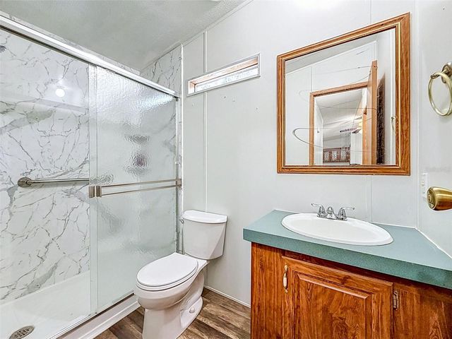 1819 SINCLAIR HILLS ROAD, Lutz, FL 33549