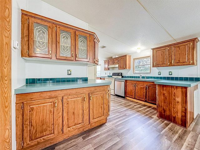1819 SINCLAIR HILLS ROAD, Lutz, FL 33549