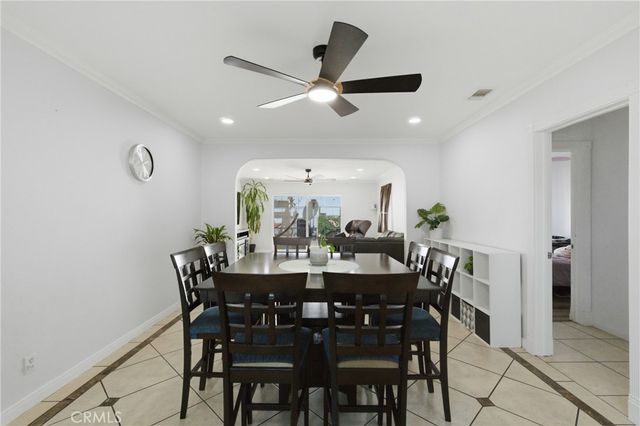 6836 Aura, Reseda, CA 91335