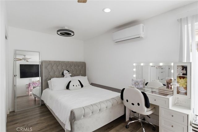 6836 Aura, Reseda, CA 91335