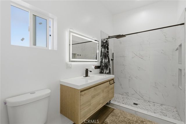 6836 Aura, Reseda, CA 91335