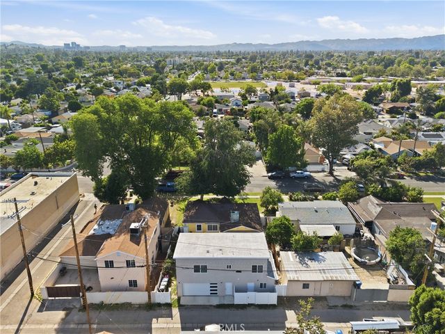 6836 Aura, Reseda, CA 91335