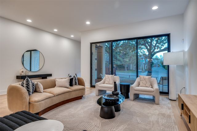 5441 Ellsworth, Dallas, TX 75206