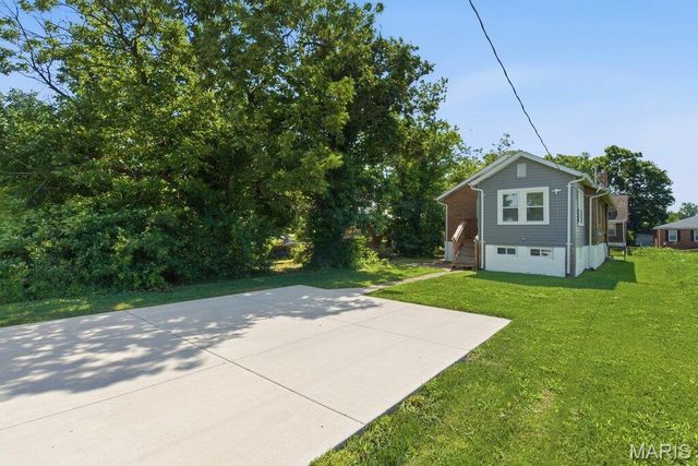 4117 Ravenwood Avenue, Pine Lawn, MO 63121