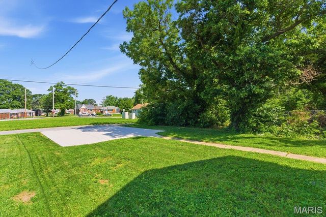 4117 Ravenwood Avenue, Pine Lawn, MO 63121
