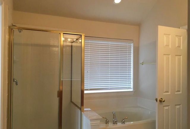 6809 Westover Drive, Rowlett, TX 75089