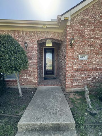 6809 Westover Drive, Rowlett, TX 75089