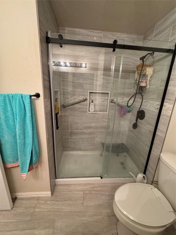 6809 Westover Drive, Rowlett, TX 75089