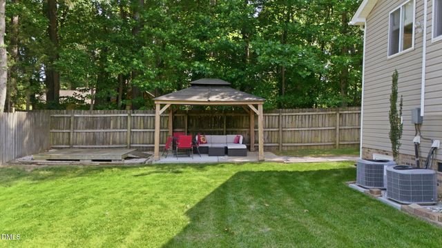 5702 Orchard Beach Lane, Raleigh, NC 27616