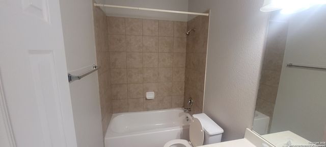 225 Country Vale, Cibolo, TX 78108