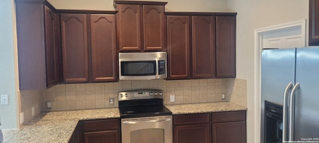 225 Country Vale, Cibolo, TX 78108