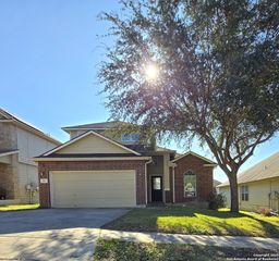 225 Country Vale, Cibolo, TX 78108