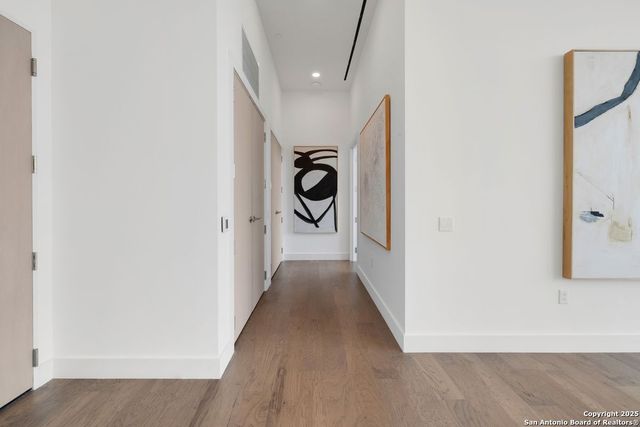 123 Lexington Ave Apt 1806, San Antonio, TX 78205