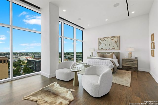 123 Lexington Ave Apt 1806, San Antonio, TX 78205