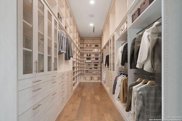 123 Lexington Ave Apt 1806, San Antonio, TX 78205