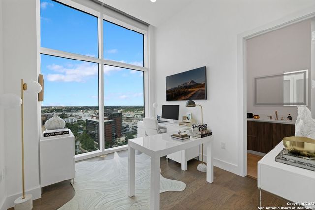 123 Lexington Ave Apt 1806, San Antonio, TX 78205