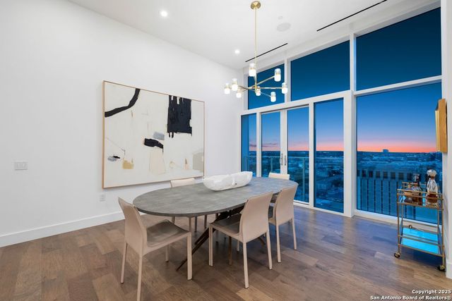 123 Lexington Ave Apt 1806, San Antonio, TX 78205