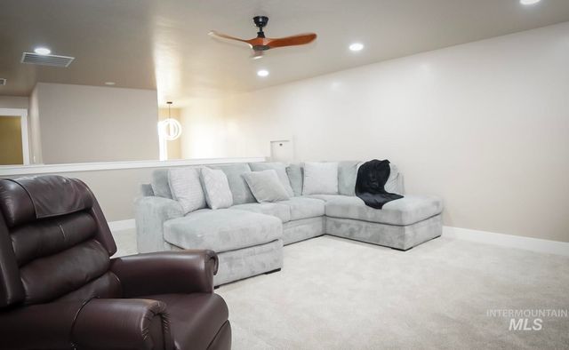 1113 W Blaine Ave, Nampa, ID 83651