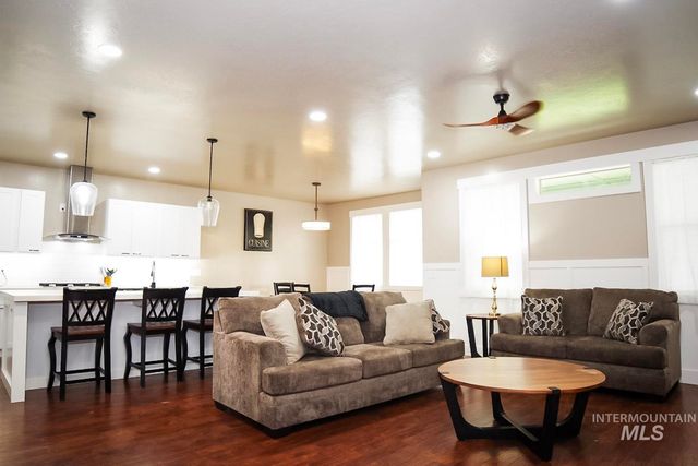 1113 W Blaine Ave, Nampa, ID 83651