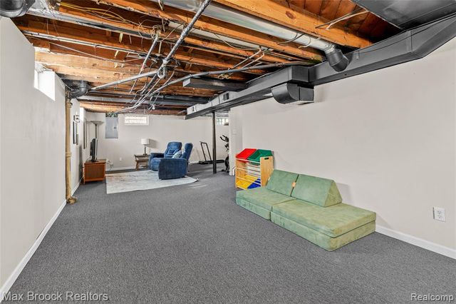 1850 Columbia Road, Berkley, MI 48072