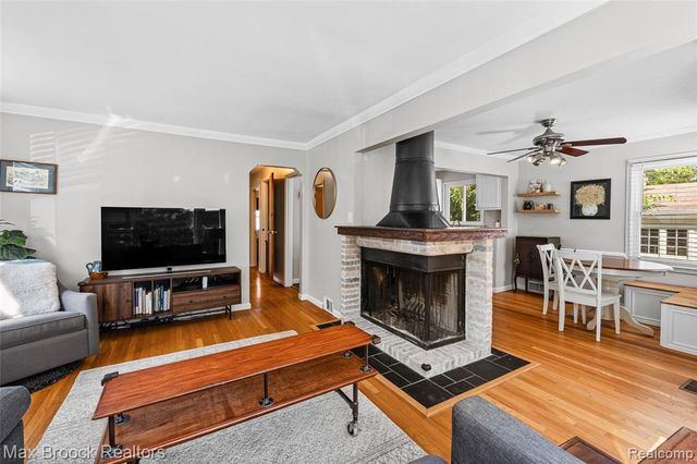 1850 Columbia Road, Berkley, MI 48072