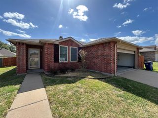 1137 Scarlet Sage Parkway, Burleson, TX 76028