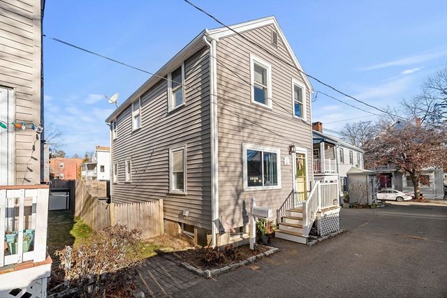 29R Upham Street 29R, Salem, MA 01970