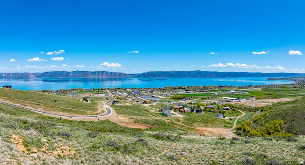 Image 13 of property listing at 443 N LAKEVIEW RIDGE RD # 24, Garden City, UT 84028