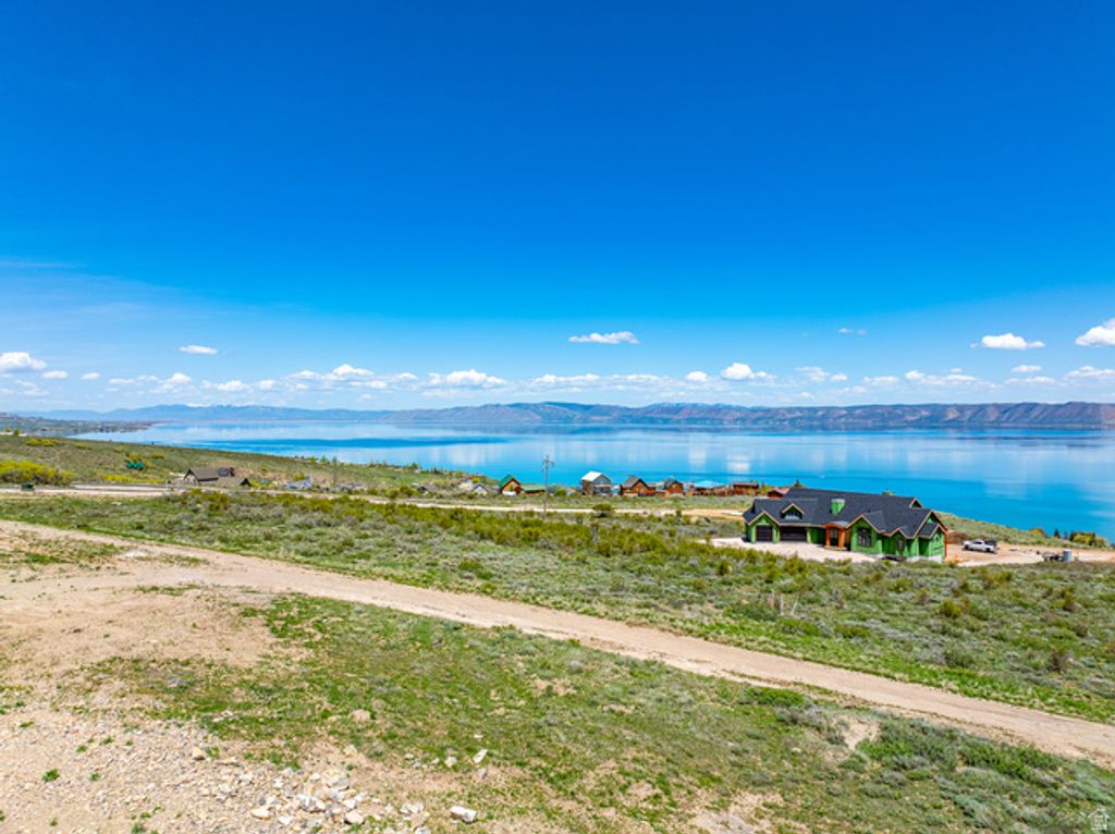 Image 26 of property listing at 443 N LAKEVIEW RIDGE RD # 24, Garden City, UT 84028