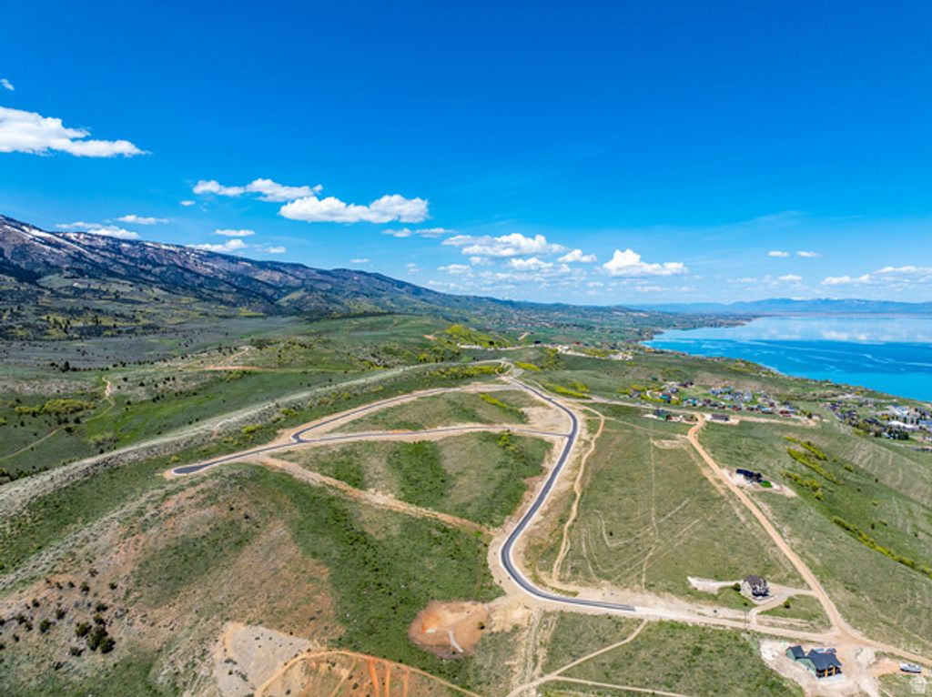 Image 29 of property listing at 443 N LAKEVIEW RIDGE RD # 24, Garden City, UT 84028