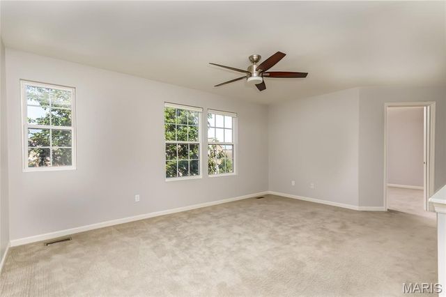 1290 Shorewinds Trail, St Charles, MO 63303