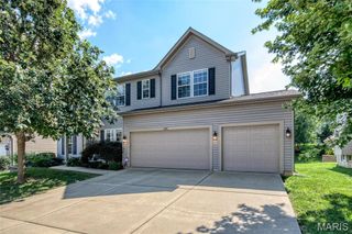 1290 Shorewinds Trail, St Charles, MO 63303