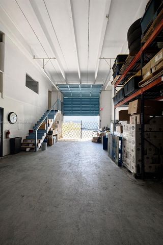 5501 NW 74th Avenue 5501, Miami, FL 33166