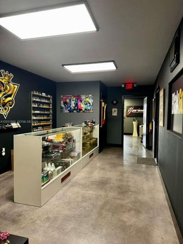 5501 NW 74th Avenue 5501, Miami, FL 33166