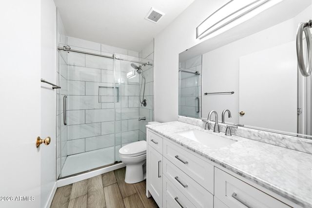 5440 N 80th Lane, Glendale, AZ 85303